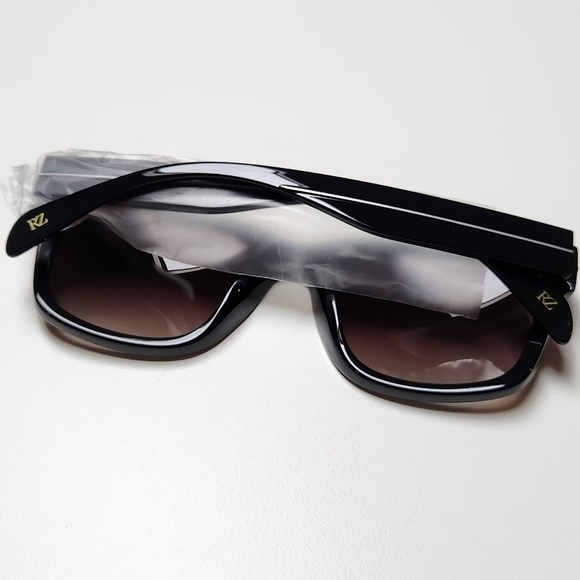 Rachel Zoe Fawn Sunglasses Black - Picture 7 of 14